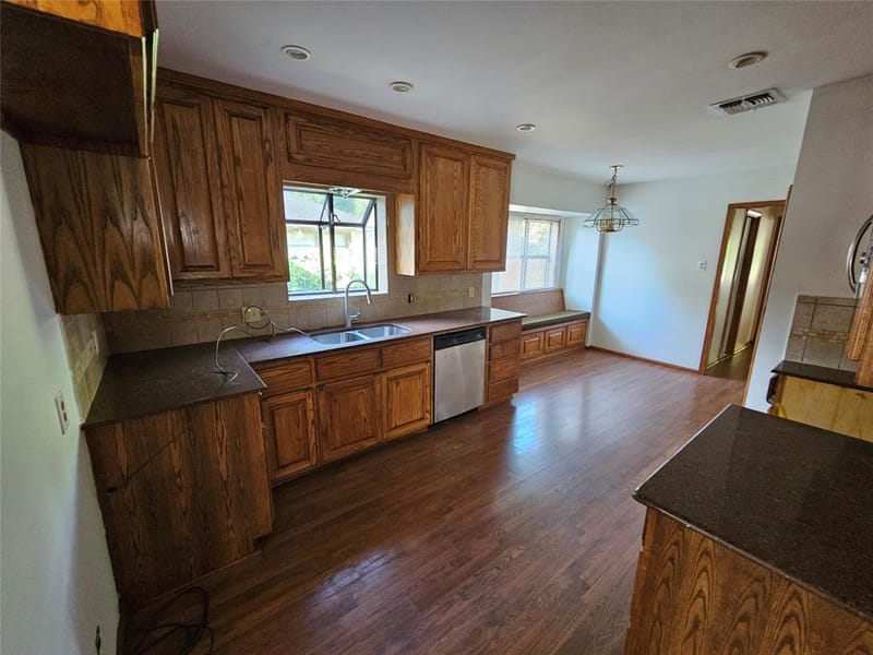 726 S Lindsay Street, Gainesville TX 76240 - Photo 17