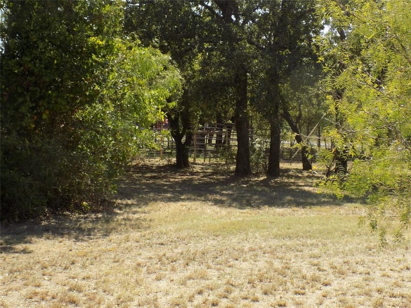12792 Highway 199 W, Poolville TX 76487 - Photo 30