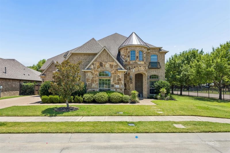 2405 Arbor Gate Lane, Colleyville TX 76034 - Photo 2