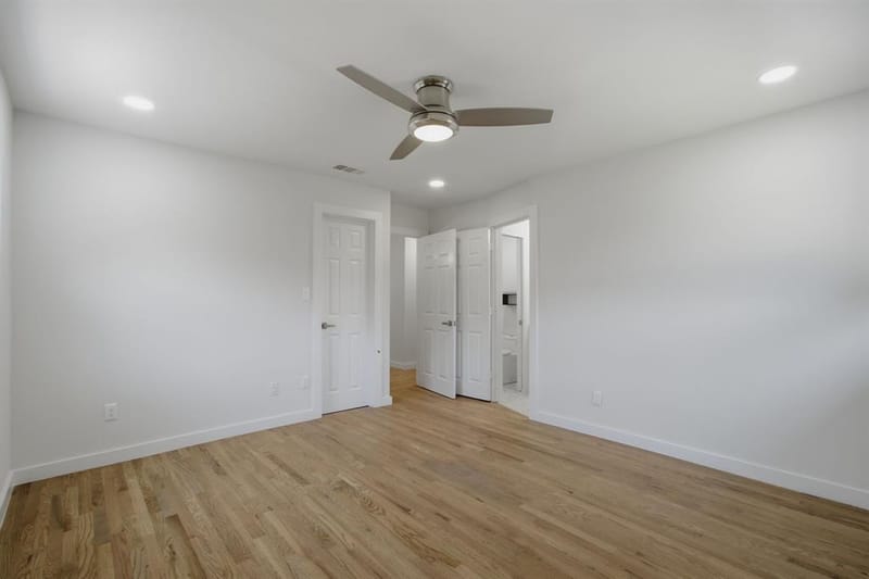 3145 Longbow Court, Dallas TX 75229 - Photo 14