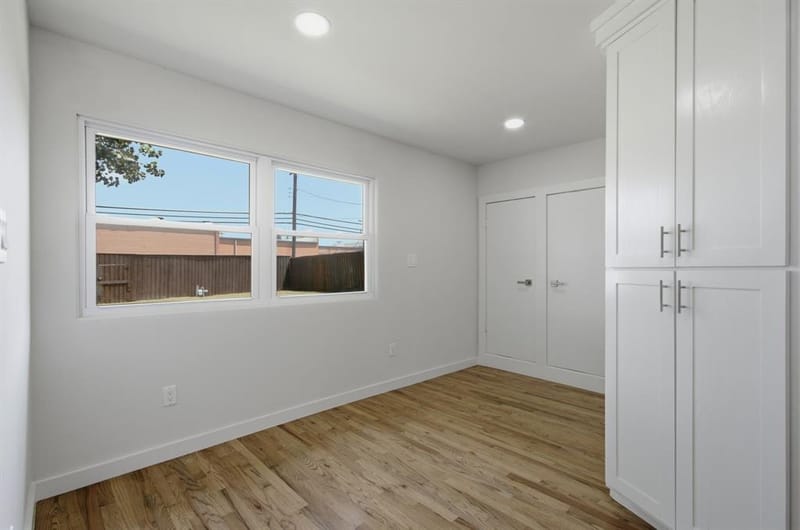 3145 Longbow Court, Dallas TX 75229 - Photo 11