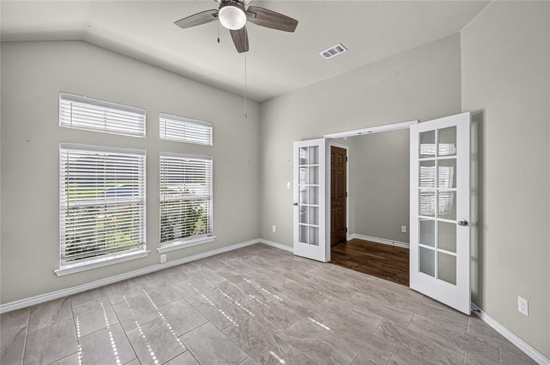 116 Wilson Cliff Drive, White Settlement TX 76108 - Photo 7