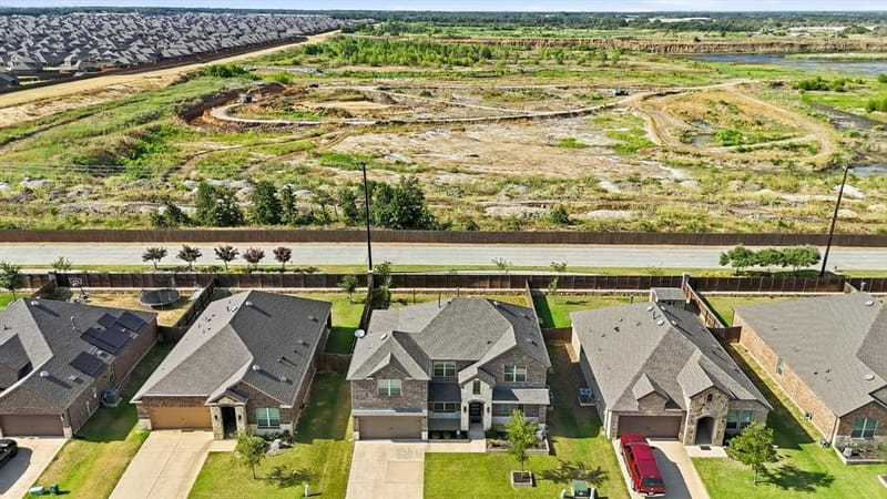10421 Table Bluff Street, Aubrey TX 76227 - Photo 39
