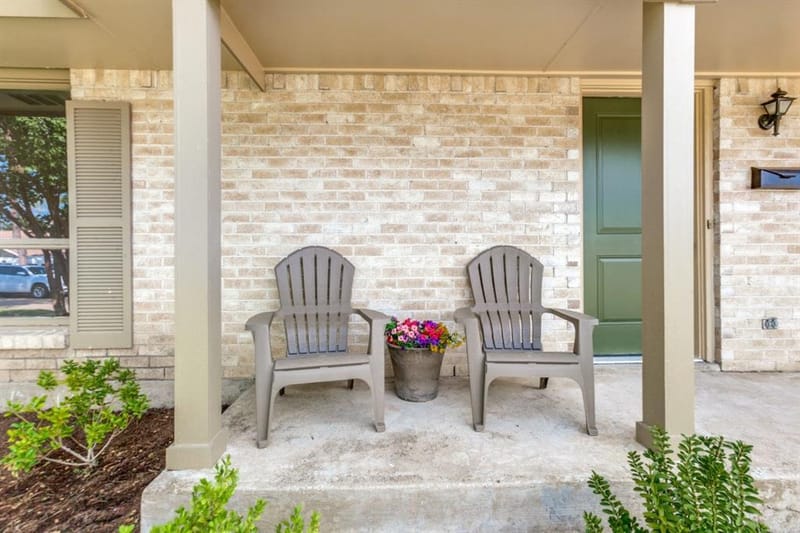 5033 Overcrest Drive, Garland TX 75043 - Photo 2
