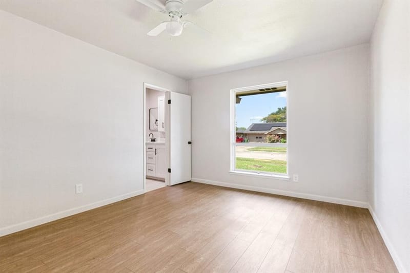 5033 Overcrest Drive, Garland TX 75043 - Photo 14