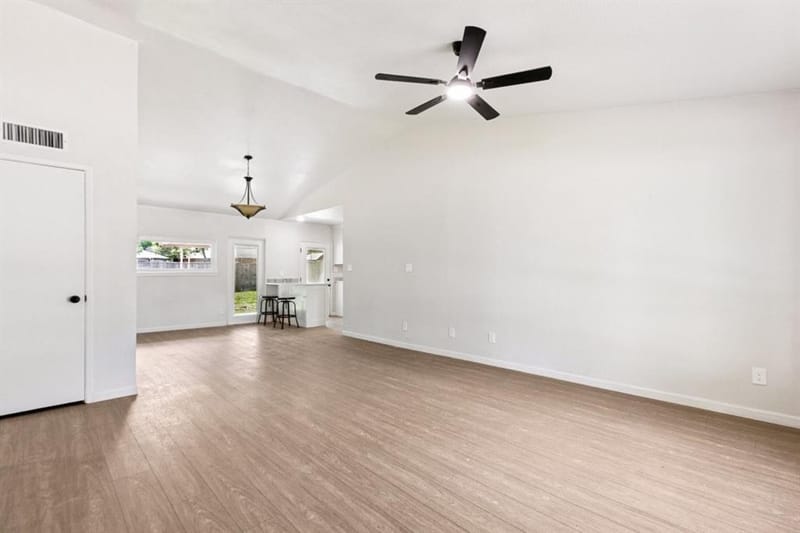 5033 Overcrest Drive, Garland TX 75043 - Photo 4