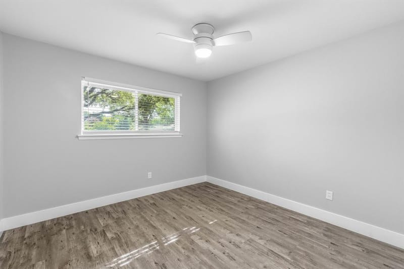112 Royal Lane, Commerce TX 75428 - Photo 26