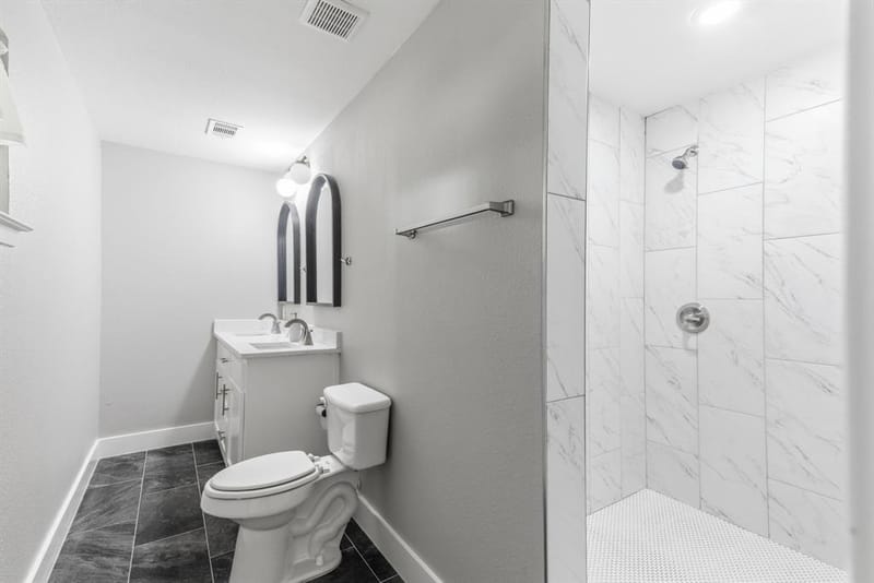 112 Royal Lane, Commerce TX 75428 - Photo 20