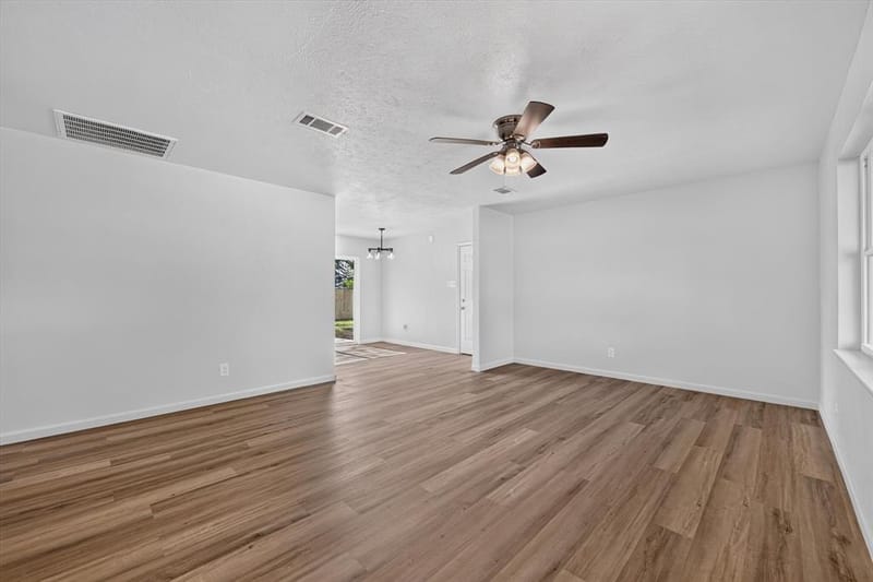 900 S 3rd Street, Sanger TX 76266 - Photo 6