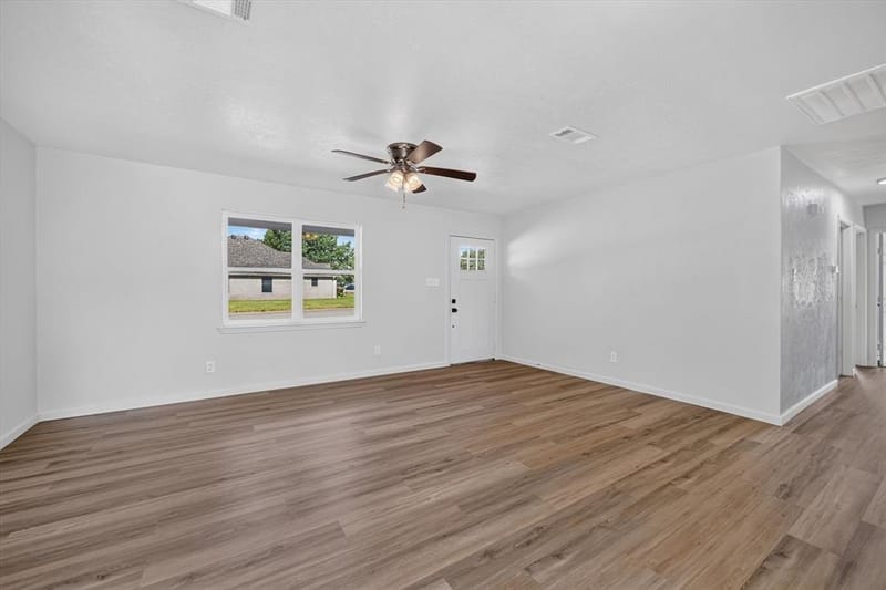 900 S 3rd Street, Sanger TX 76266 - Photo 7