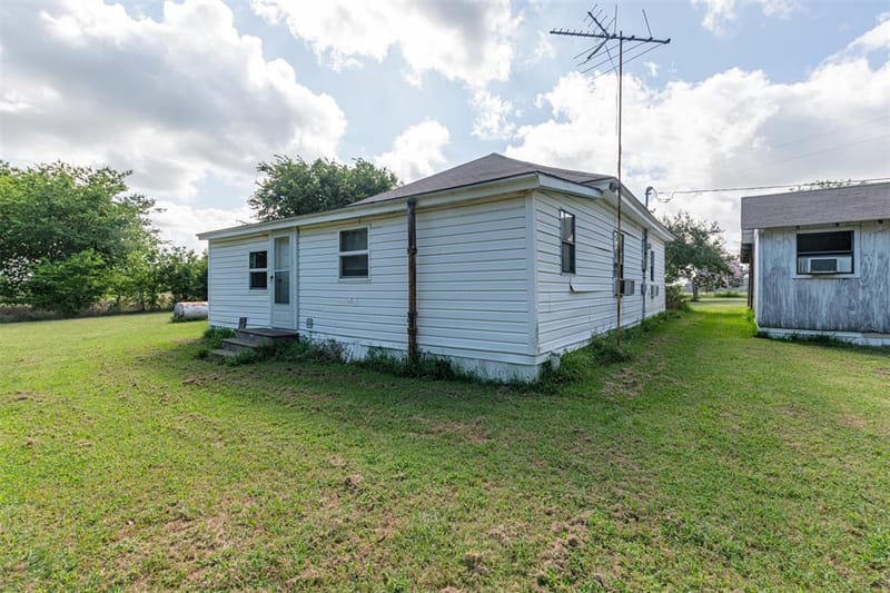 13961 County Road 236, Terrell TX 75160 - Photo 8