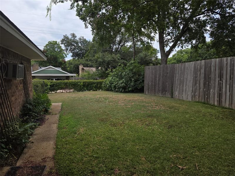 238 Linda Lane, Duncanville TX 75137 - Photo 29