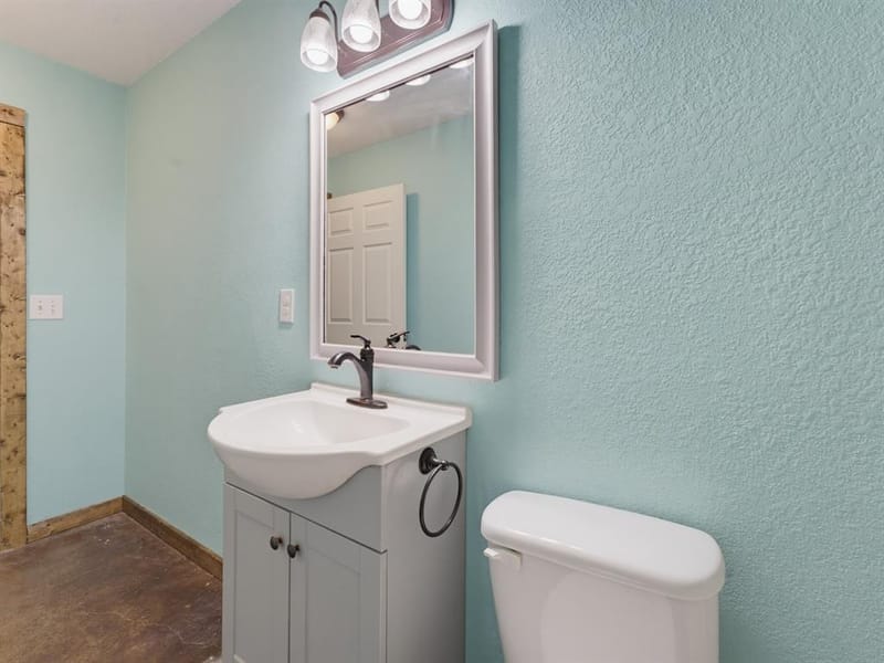 205 County Road 1794, Sunset TX 76270 - Photo 17