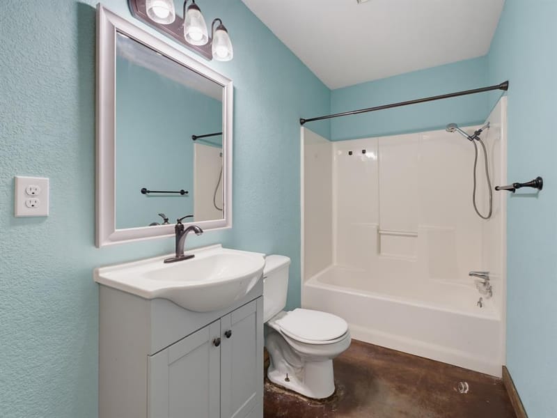 205 County Road 1794, Sunset TX 76270 - Photo 16
