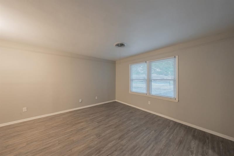 5616 Ammons Street, Haltom City TX 76117 - Photo 12