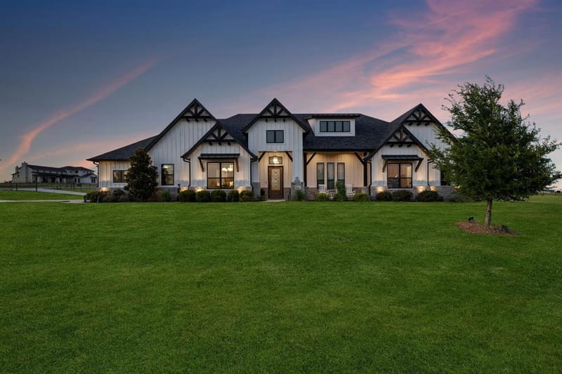 412 Royal Santana Run, Weatherford TX 76087
