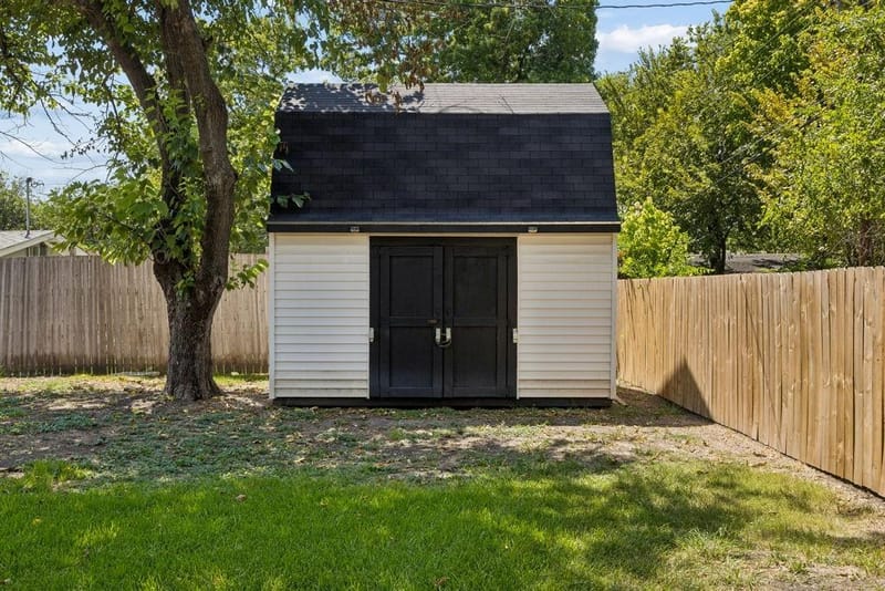 2637 Materhorn Drive, Dallas TX 75228 - Photo 25