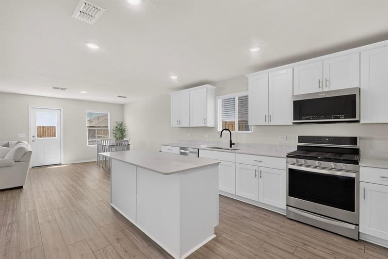 14012 Haggerston Drive, Pilot Point TX 76258 - Photo 9
