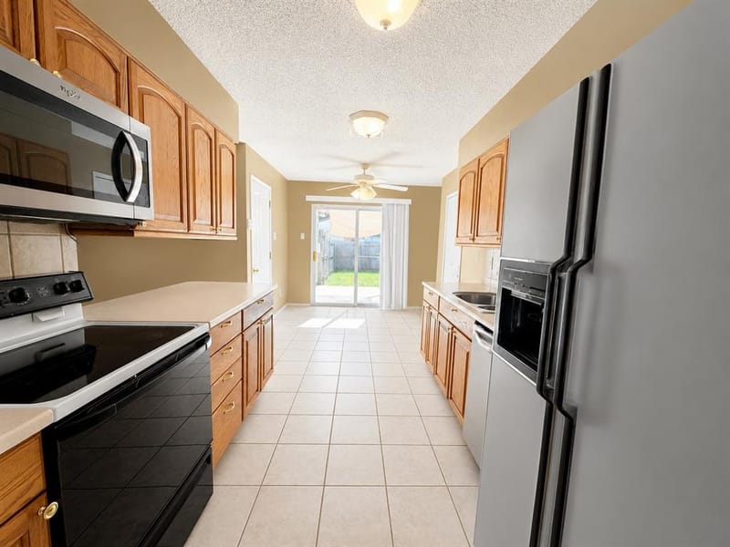 1828 Angelina Drive, Garland TX 75040 - Photo 7