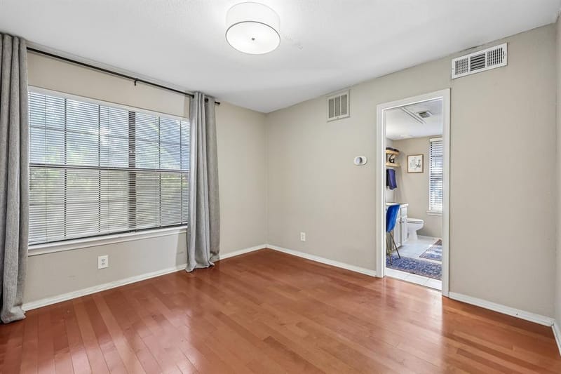 5200 Martel Avenue # 24B, Dallas TX 75206 - Photo 10