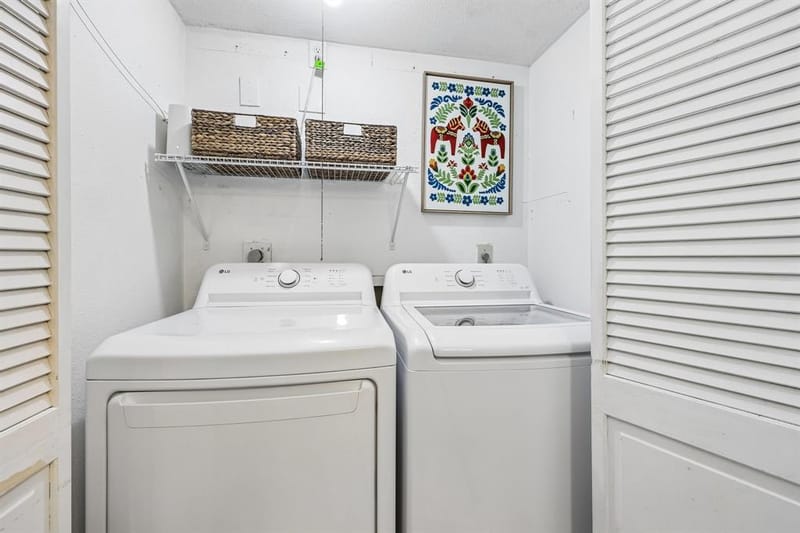 5200 Martel Avenue # 24B, Dallas TX 75206 - Photo 14