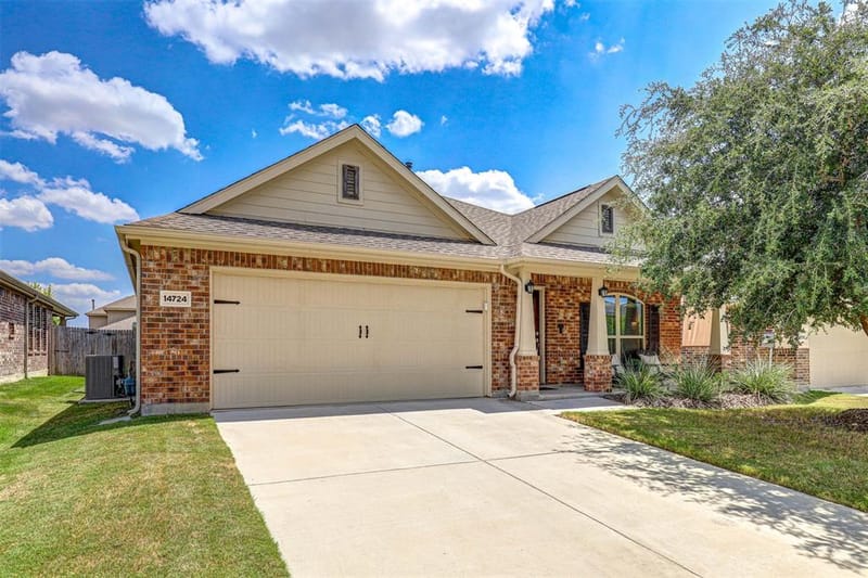 14724 Rocky Face Lane, Fort Worth TX 76052 - Photo 2