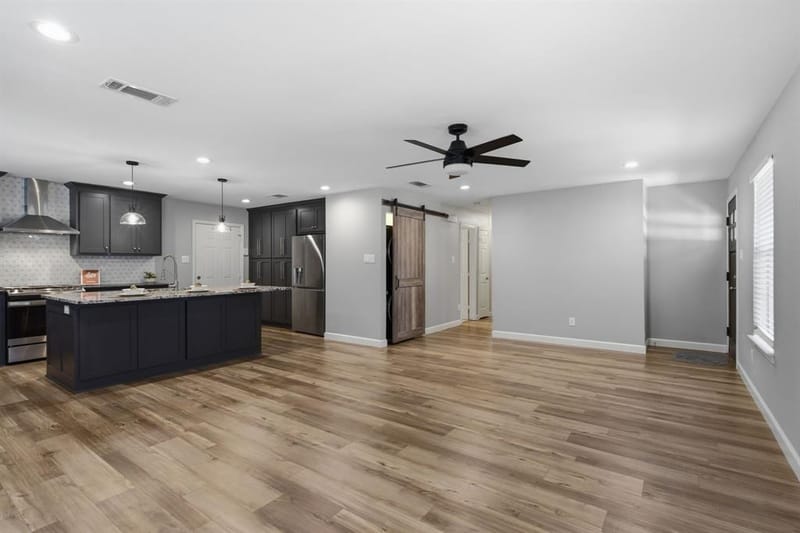1000 W White Avenue, McKinney TX 75069 - Photo 6