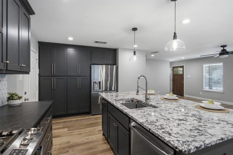 1000 W White Avenue, McKinney TX 75069 - Photo 13