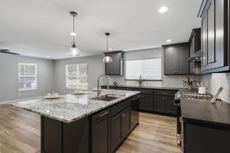 1000 W White Avenue, McKinney TX 75069 - Photo 9