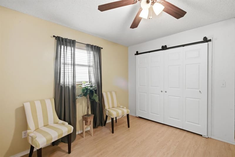 917 E Ross Avenue, De Leon TX 76444 - Photo 16