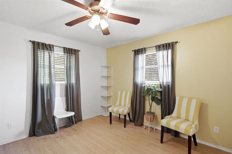 917 E Ross Avenue, De Leon TX 76444 - Photo 15