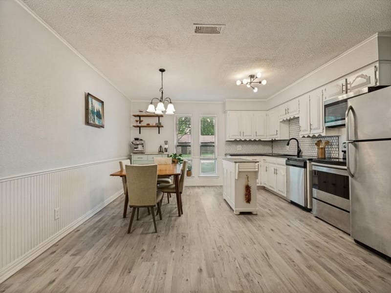 410 E White Street, Pilot Point TX 76258 - Photo 13