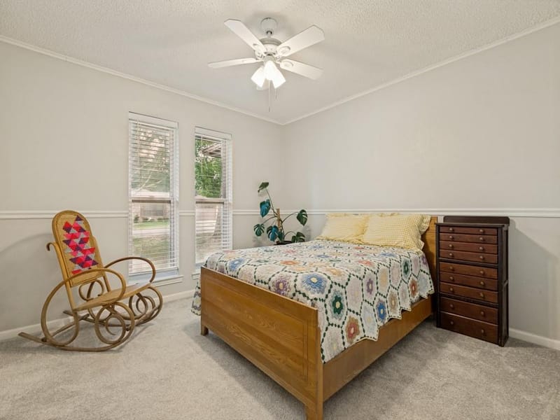 410 E White Street, Pilot Point TX 76258 - Photo 19