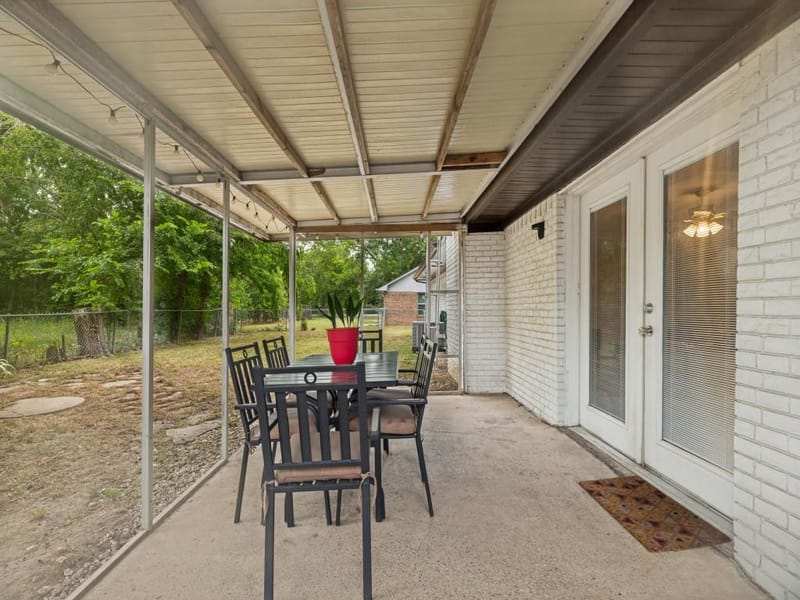 410 E White Street, Pilot Point TX 76258 - Photo 21
