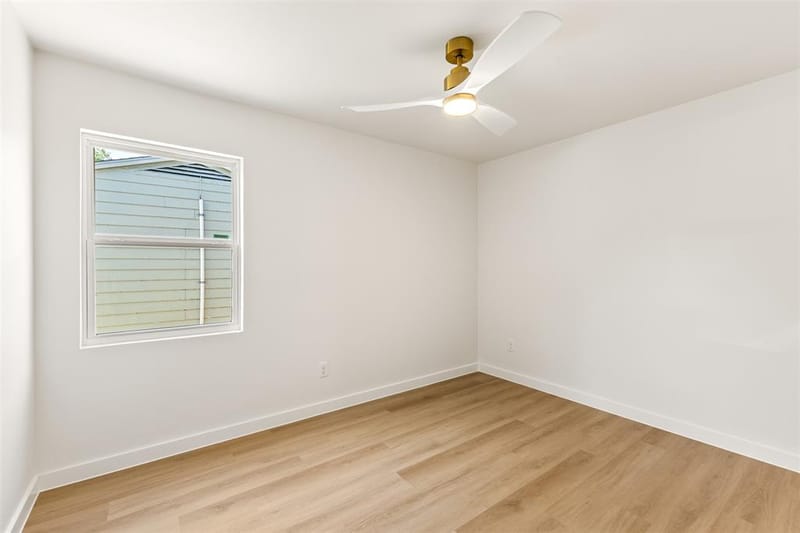 707 Hilltop Drive, Irving TX 75060 - Photo 38