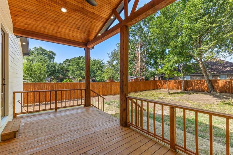 707 Hilltop Drive, Irving TX 75060 - Photo 31