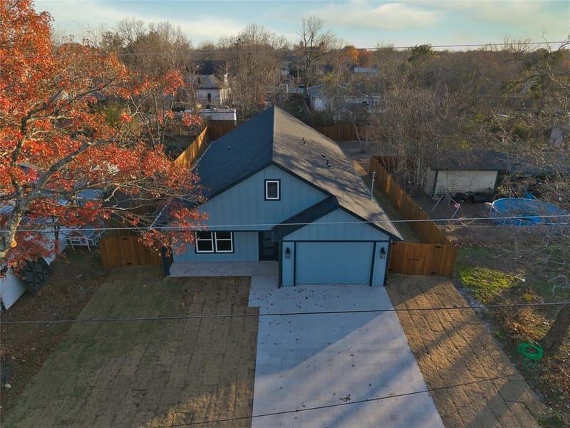 411 W Elm Street, Whitewright TX 75491 - Photo 26