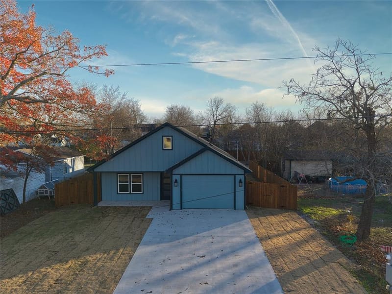 411 W Elm Street, Whitewright TX 75491 - Photo 25