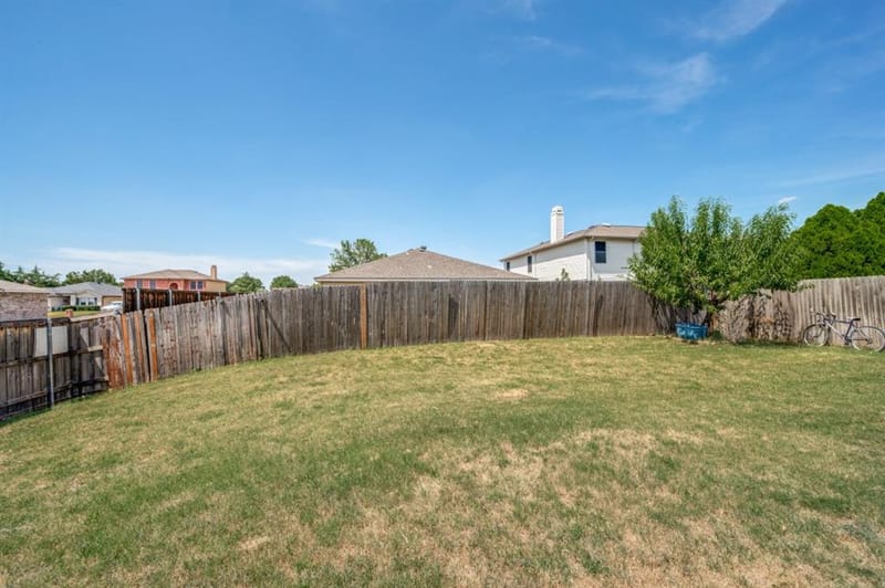 2301 Chestnut Drive, Little Elm TX 75068 - Photo 17