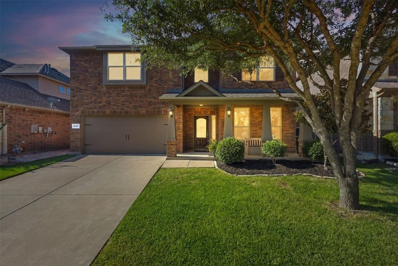 12417 Sharpsburg Drive, McKinney TX 75071 - Photo 2