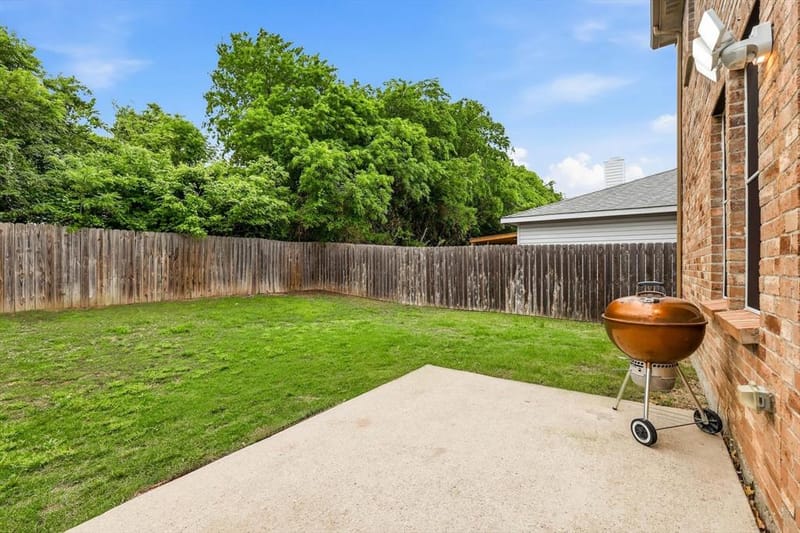 16637 Woodside Drive, Fort Worth TX 76247 - Photo 29