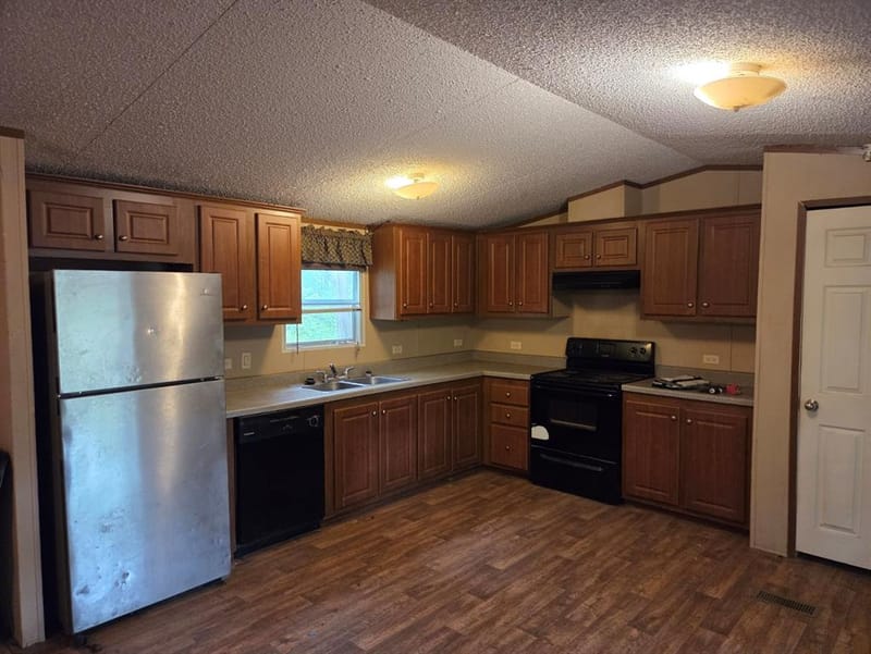 126 Tipps Road, Whitesboro TX 76273 - Photo 4