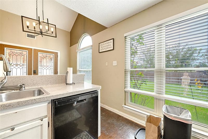 7814 Clairmont Avenue, Rowlett TX 75089 - Photo 12