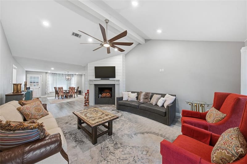 111 Havenwood Drive, Enchanted Oaks TX 75156