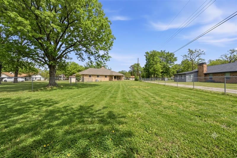 111 Havenwood Drive, Enchanted Oaks TX 75156 - Photo 28