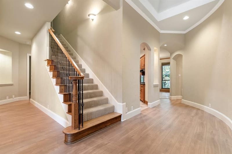1219 Winding Brook Drive, Garland TX 75044 - Photo 6