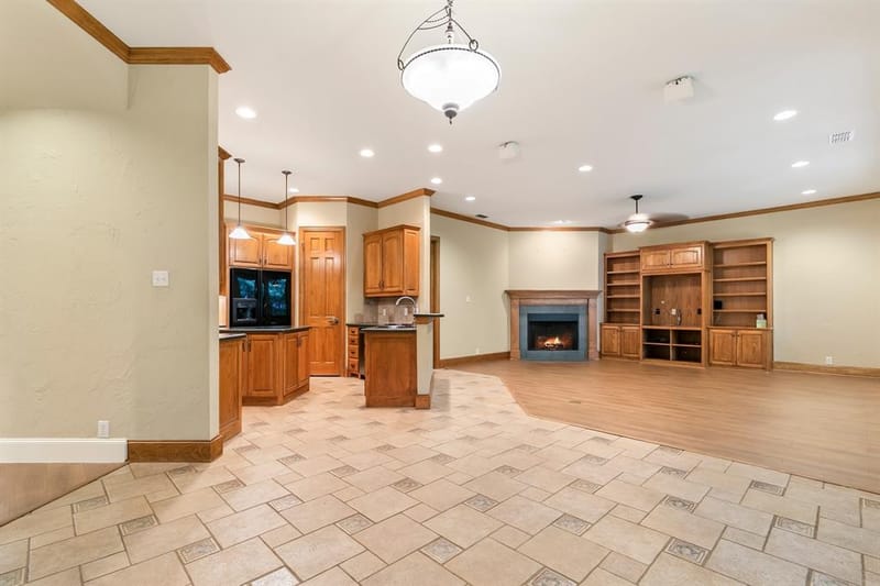 1219 Winding Brook Drive, Garland TX 75044 - Photo 13