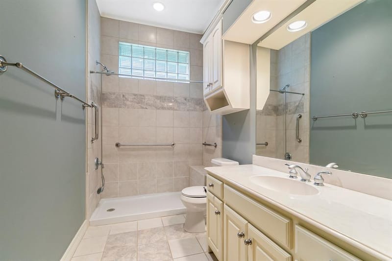 1219 Winding Brook Drive, Garland TX 75044 - Photo 20