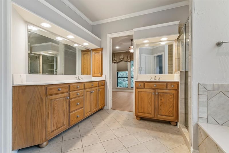 1219 Winding Brook Drive, Garland TX 75044 - Photo 25