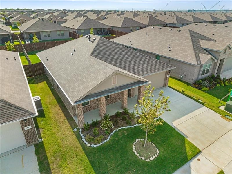 8425 Coffee Springs Drive, Fort Worth TX 76131 - Photo 4